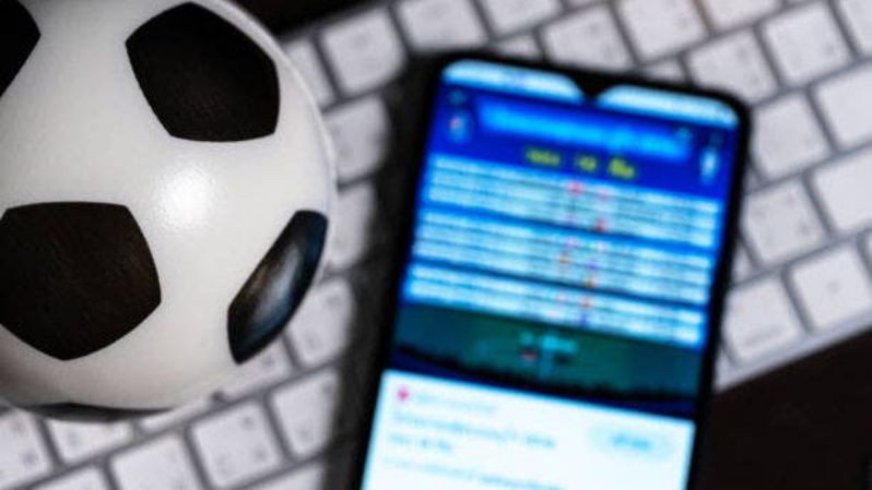 8xbet-3